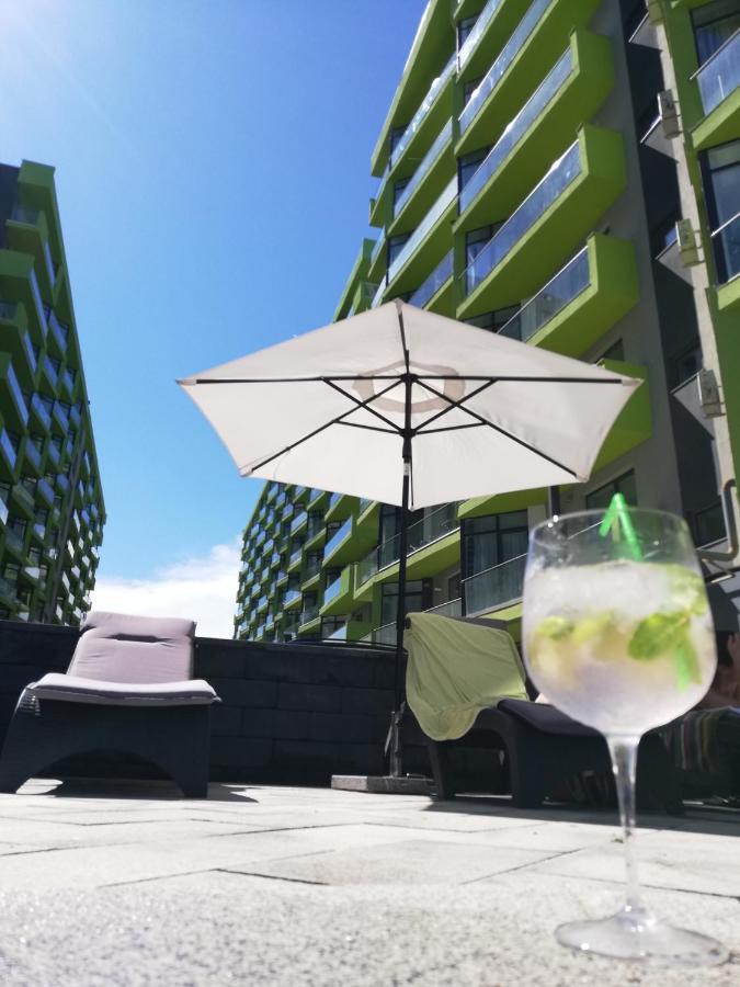 Luxury Kln By Alezzi Mamaia Nord Apartment Navodari Exterior photo