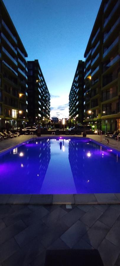 Luxury Kln By Alezzi Mamaia Nord Apartment Navodari Exterior photo