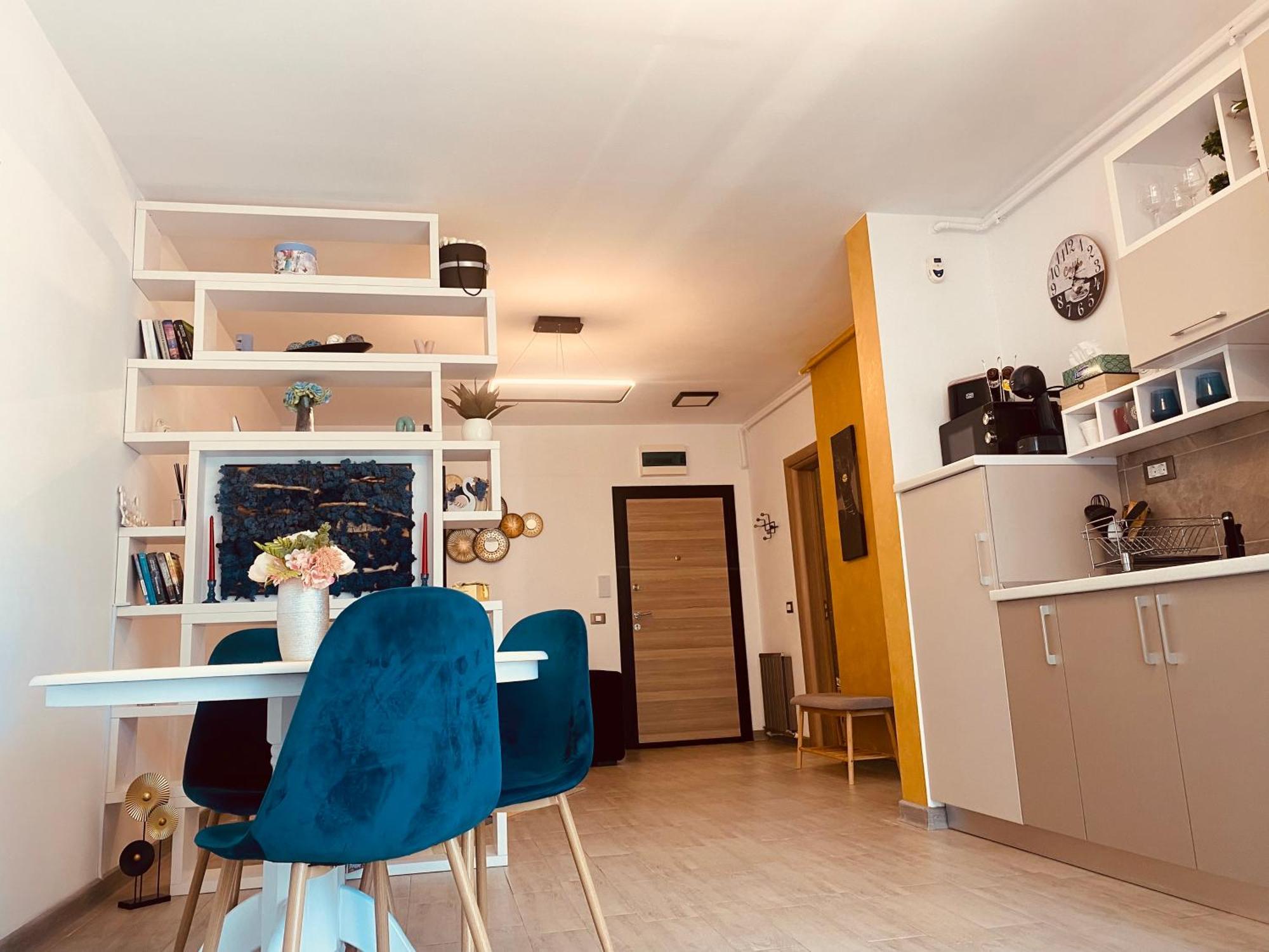 Luxury Kln By Alezzi Mamaia Nord Apartment Navodari Exterior photo